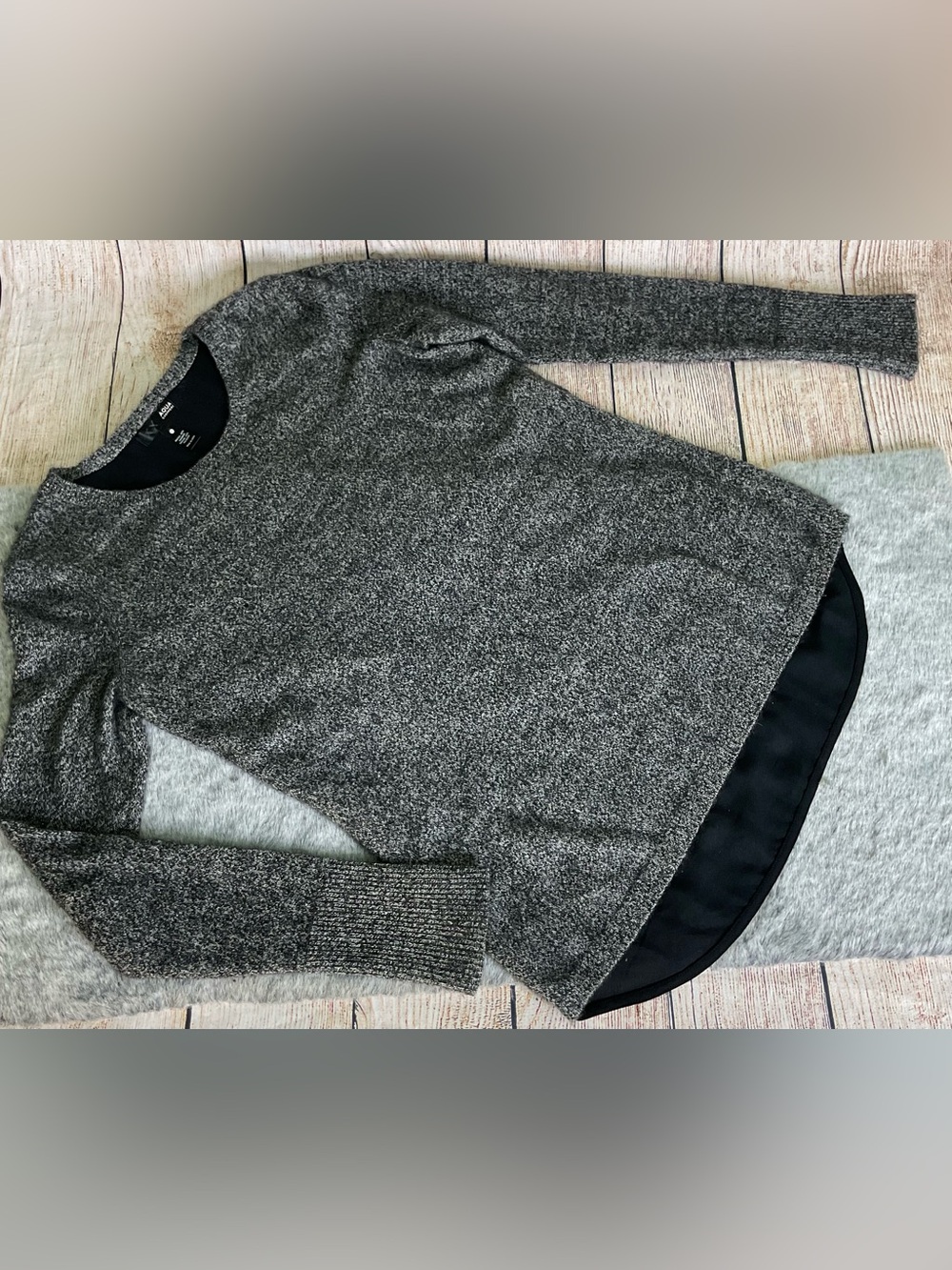 AQUA Cashmere Heathered Gray Top Size XS